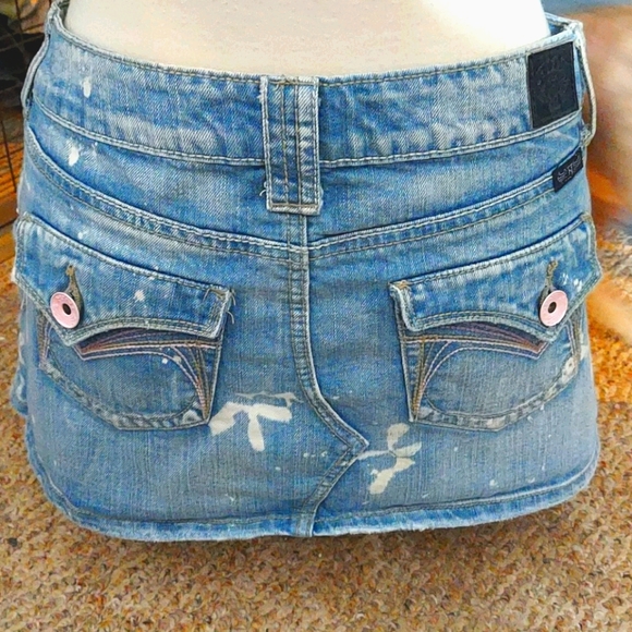 ‼4/$20Hint jeans skirt light wash distr + bleach 7 - Picture 6 of 13